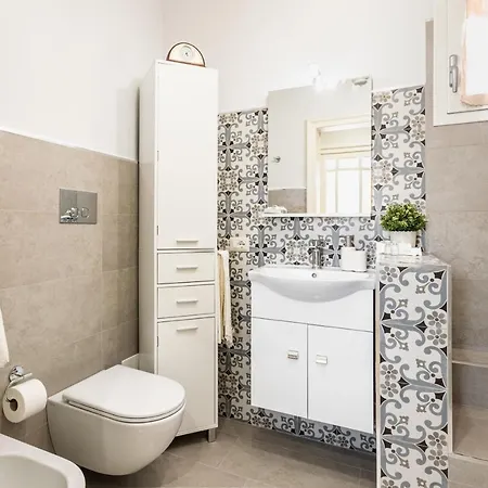 Liberty Regina Elena Couette-café 4*