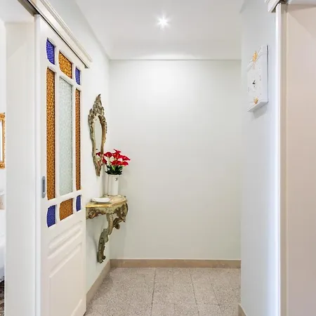 Couette-café Liberty Regina Elena 4*