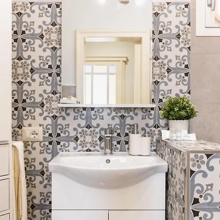 Liberty Regina Elena Couette-café 4*